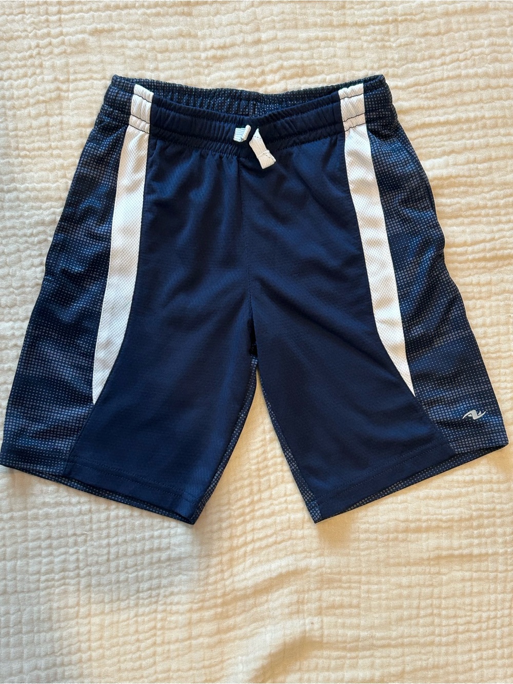Boys Athletic Works Navy Athletic Shorts Size L 10-12 Activewear
